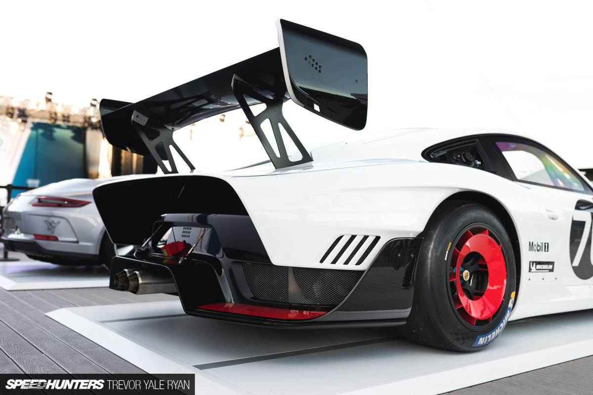 2018-SH_New-Porsche-935-At-Rennsport_Trevor-Ryan-005