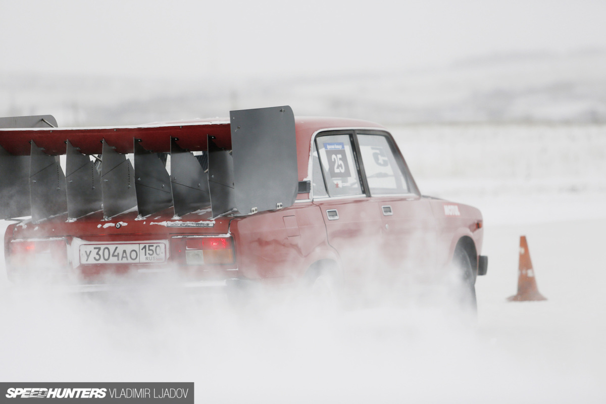 winter-drift-battle-krasnoyarsk-by-wheelsbywovka-7
