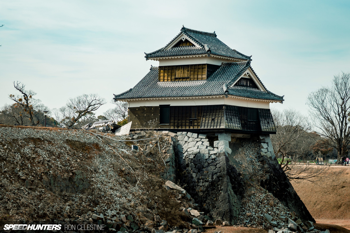 Ron_Celestine_Speedhunters_ProjectRough_ER34Skyline_Landscape_Castle_Damage