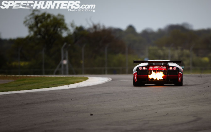 In The Moment>> Lambo Flamethrower @ Silverstone