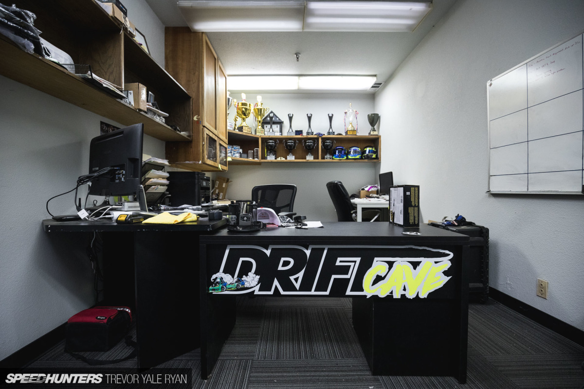 2018-Speedhunters_Matt-Field-Drift-Cave-Formula-D-Prep_Trevor-Ryan-006_6933