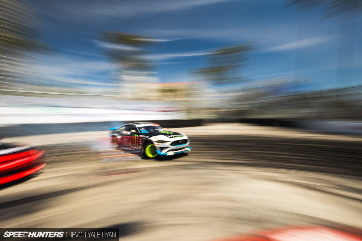 The Digital Effect: Formula Drift Long Beach In 0.836 Seconds