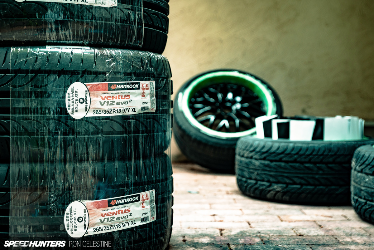 Speedhunters_ProjectRough_ER34_WheelsRebuild_3