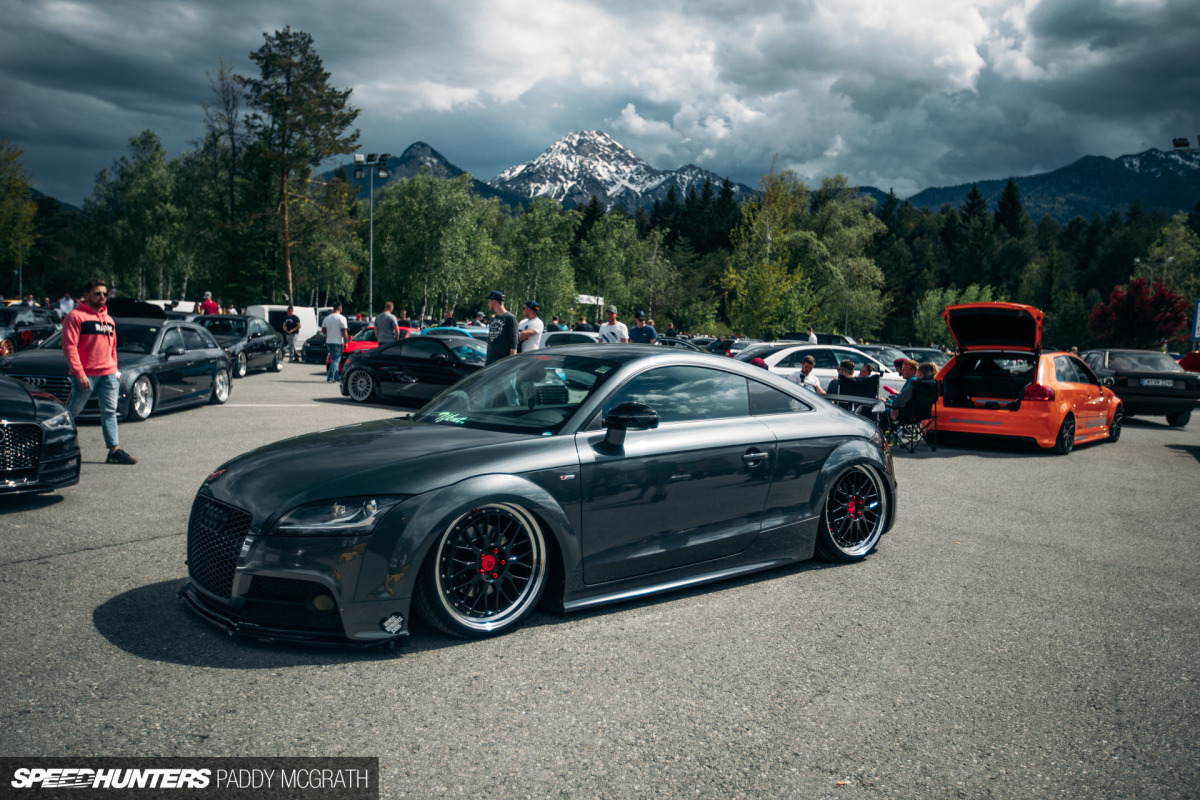100 Photographs From Turbo Kurve