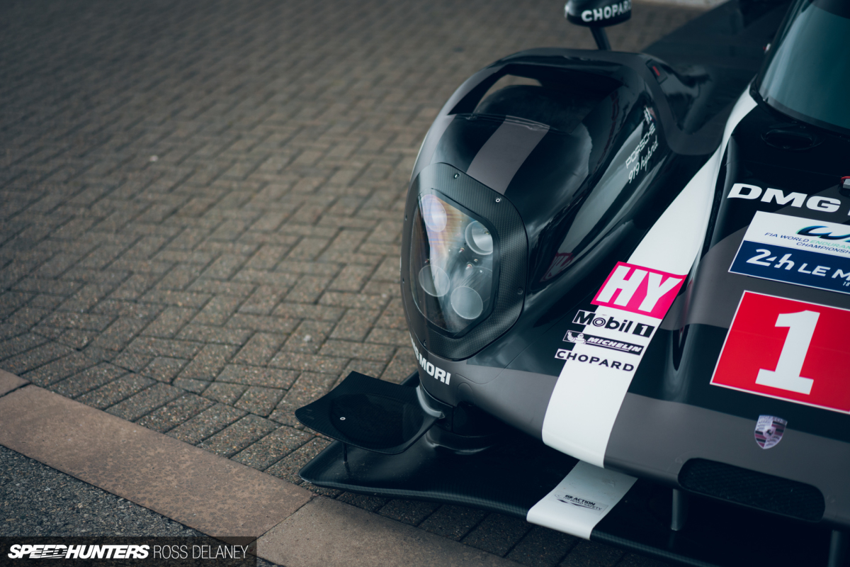 RDM19_SilverstoneClassic_Speedhunters-63