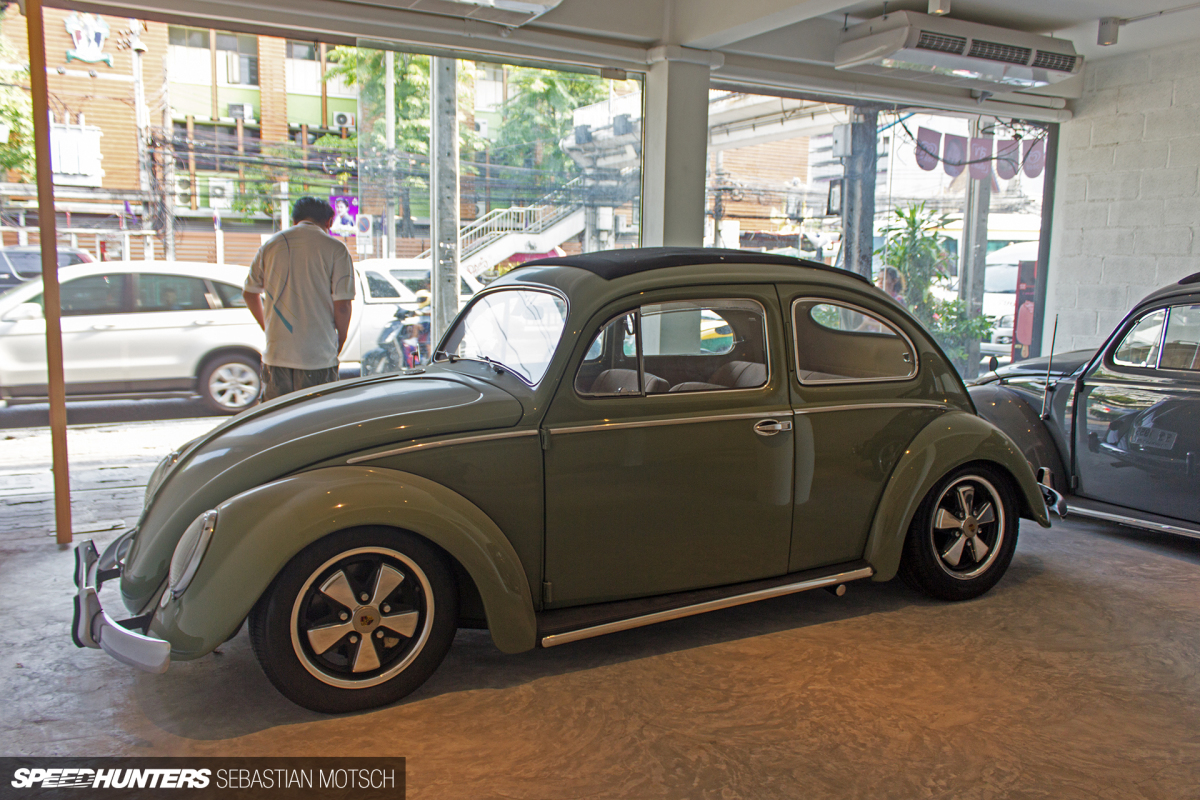 Volkswagen Beetles in Bangkok Thailand by Sebastian Motsch 06