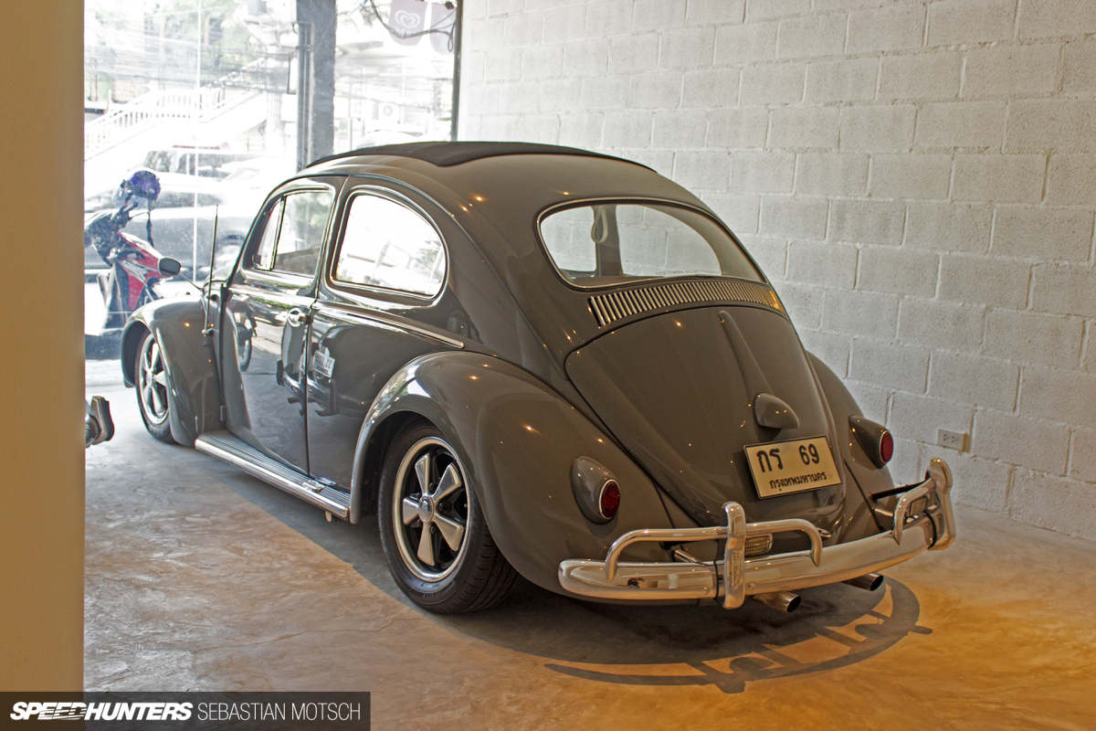 Volkswagen Beetles in Bangkok Thailand by Sebastian Motsch 07