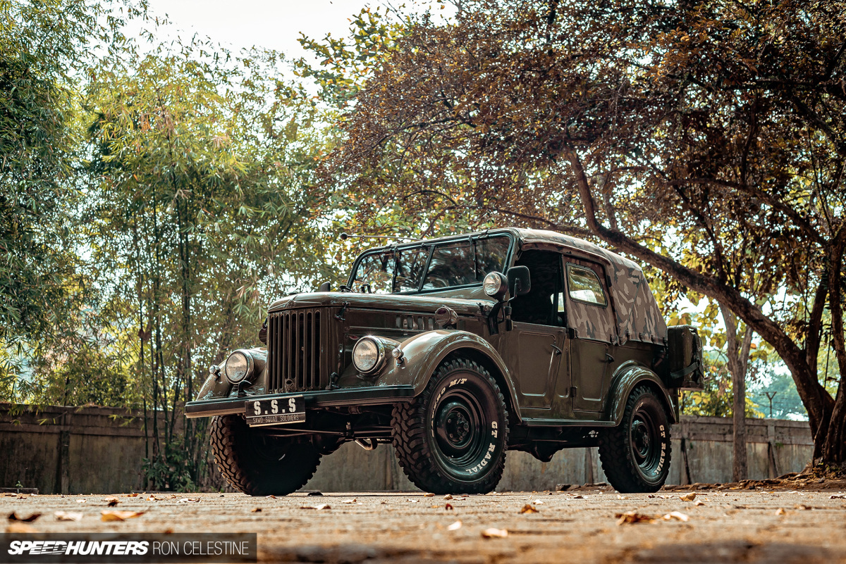 Speedhunters_Ron_Celestine_Indonesia_Toyota_LandCruiser_Military