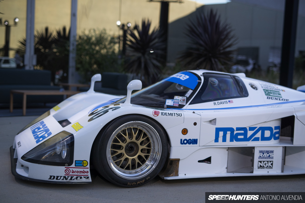 Mazda 787
