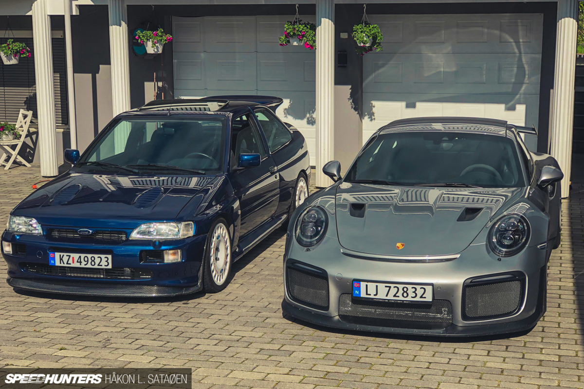 Speedhunters_Porsche_911_Turbo_RS_Pair