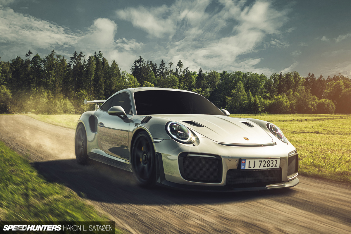 Speedhunters_Porsche_911_Turbo_RS_Roll