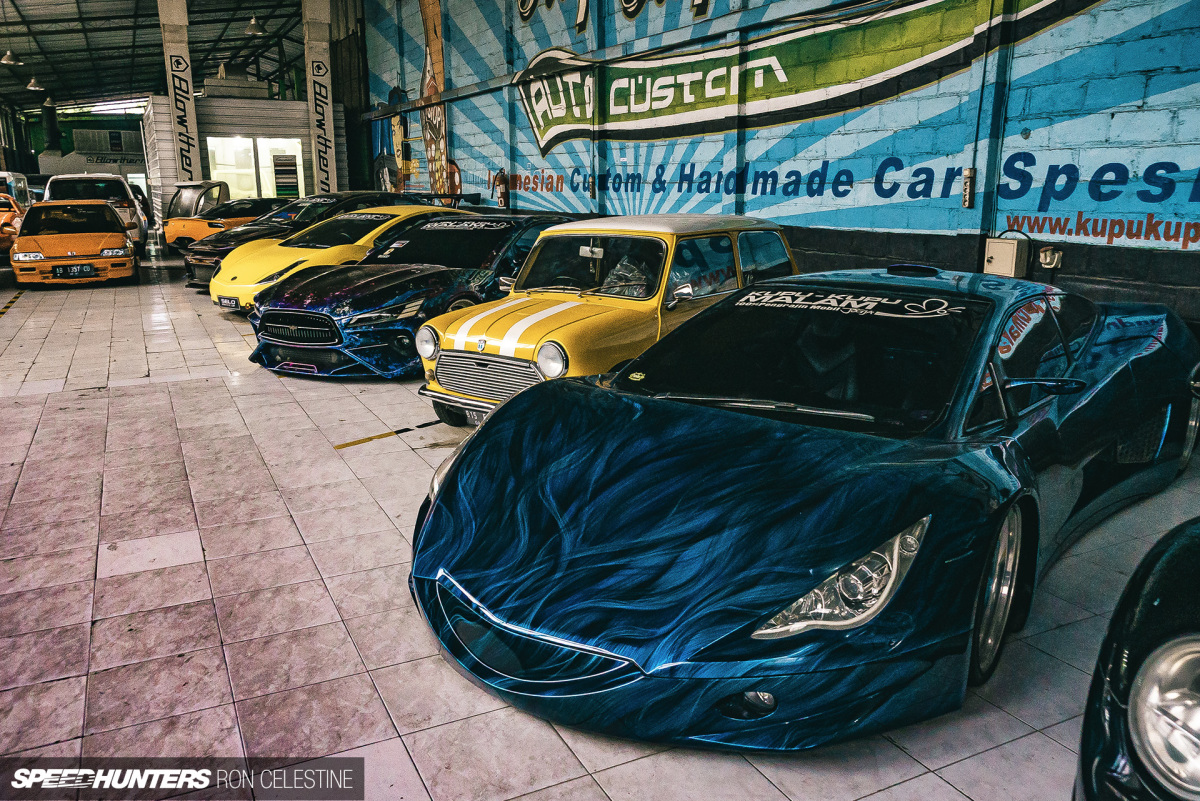 Speedhunters_RonCelestine_Kupu_Kupu_Malam_CustomLineup_2