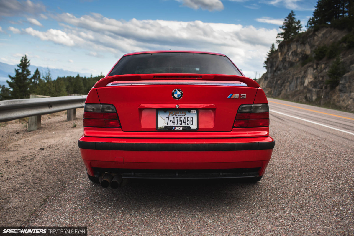 2019-Project-345-BMW-E36-M3-3-Series-Sedan_Trevor-Ryan-Speedhunters_012_0008