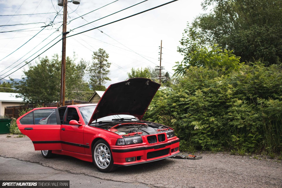 2019-Project-345-BMW-E36-M3-3-Series-Sedan_Trevor-Ryan-Speedhunters_015_9968