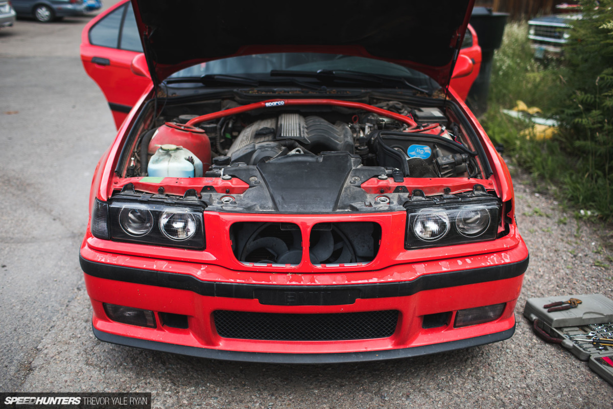 2019-Project-345-BMW-E36-M3-3-Series-Sedan_Trevor-Ryan-Speedhunters_016_9958