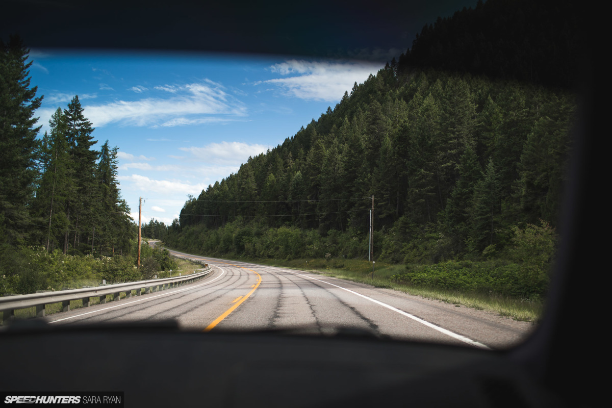 2019-Project-345-BMW-E36-M3-3-Series-Sedan_Trevor-Ryan-Speedhunters_021_9989