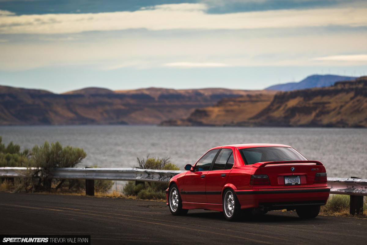 2019-Project-345-BMW-E36-M3-3-Series-Sedan_Trevor-Ryan-Speedhunters_049_0577