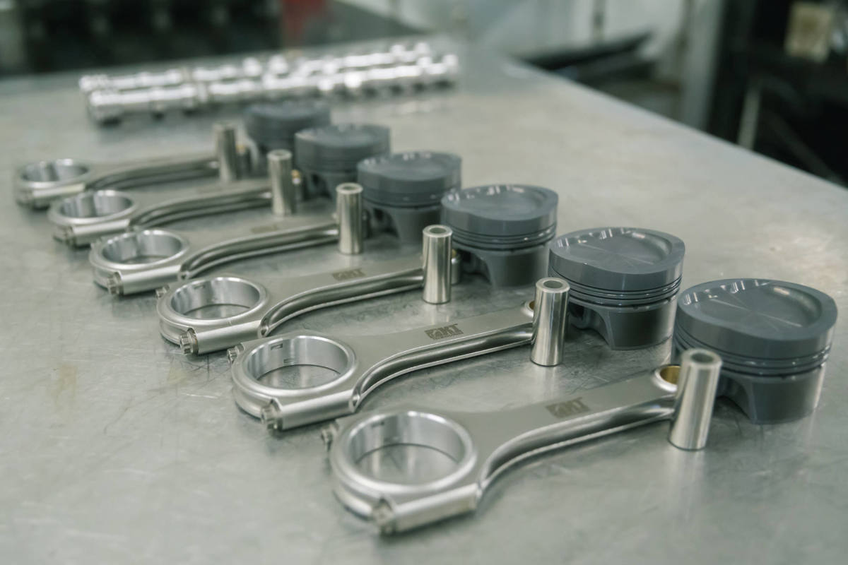 Ved-R32-Build-Pics (14)