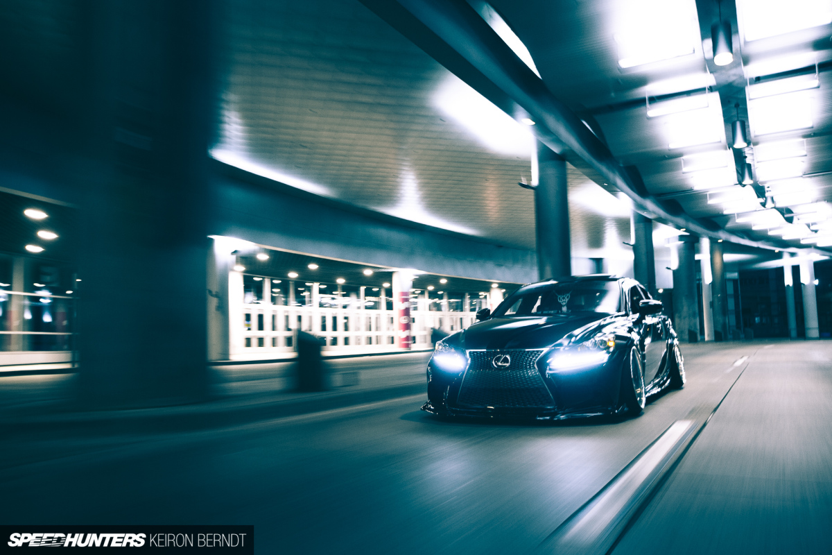 Proper VIP: Black, Slammed & Elegant