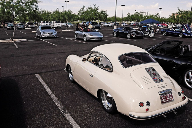 Random Snap>> Creamy�Porsche