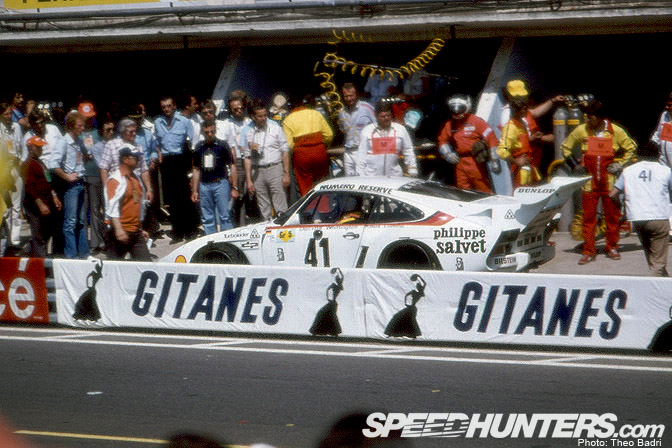 LM79_sat_porsche-935-K3_n41_pitstop_b_1hlS_2