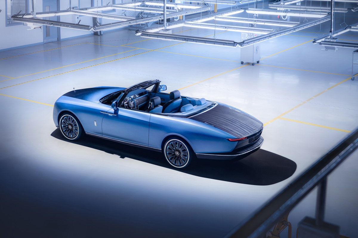 West Sussex Customs: Building The £20M Rolls-Royce Boat Tail