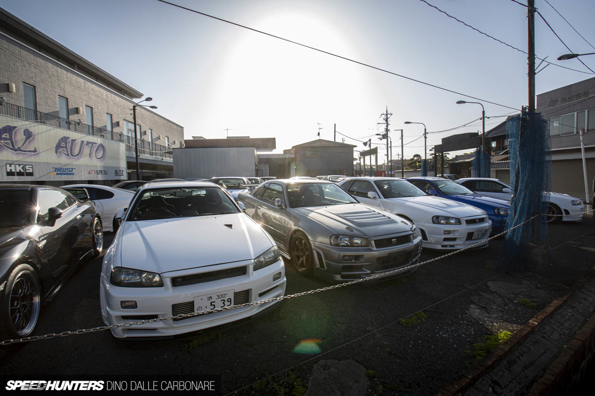 GT-R Fever At Global Auto