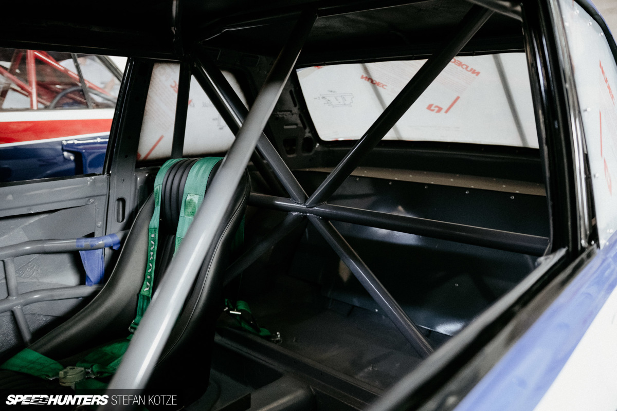 The_Datsun_Shop_stefan_kotze_Speedhunters (84)