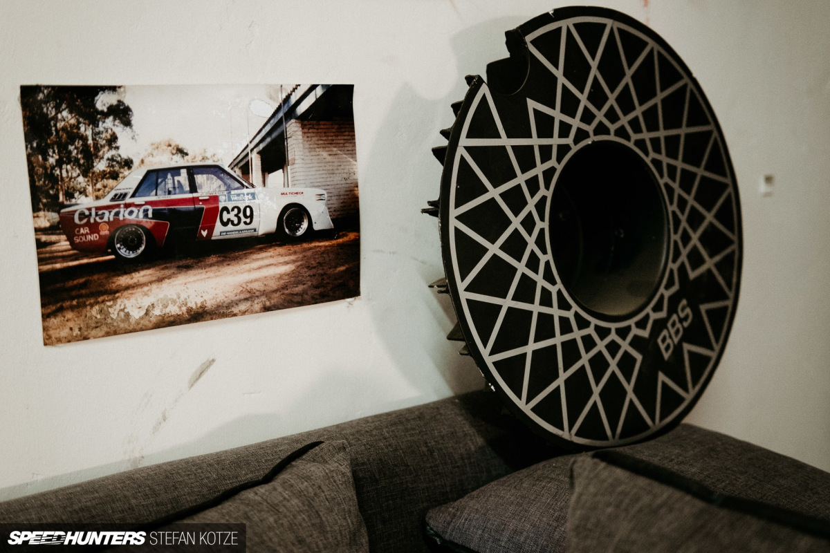 The_Datsun_Shop_stefan_kotze_Speedhunters (9)