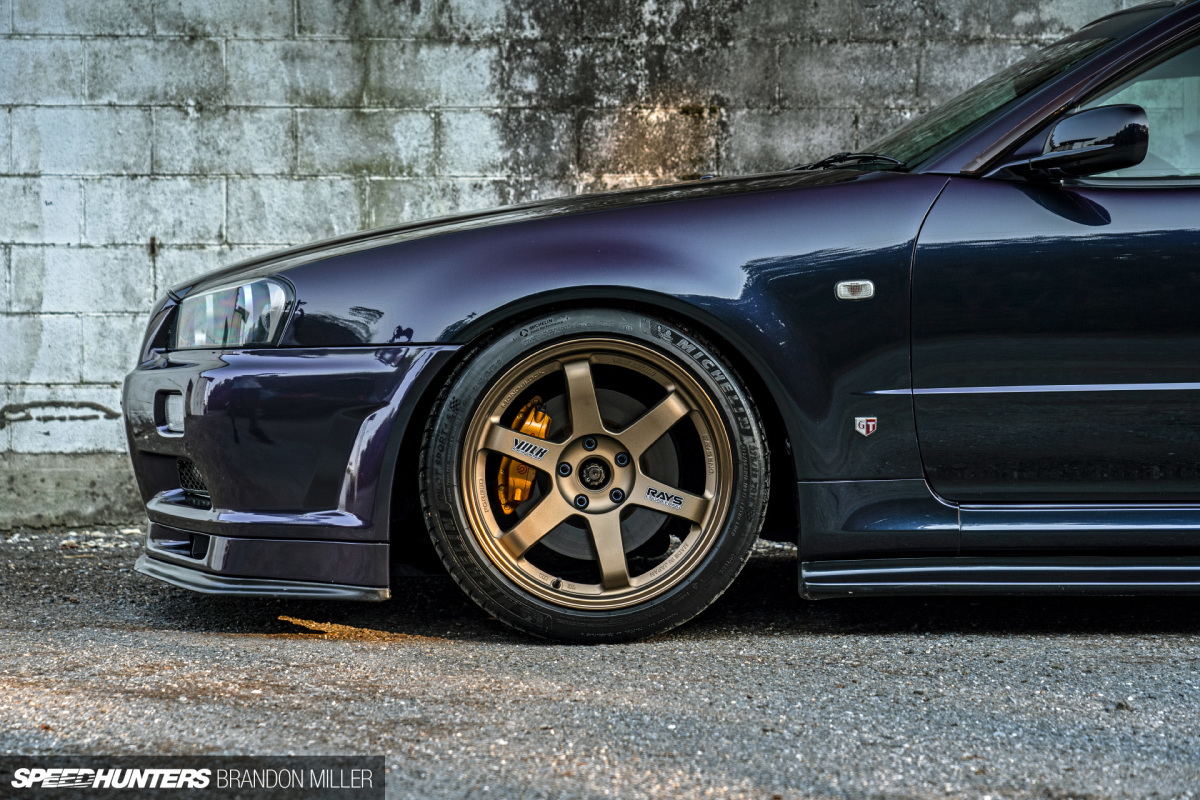 Speedhunters_R34static-21
