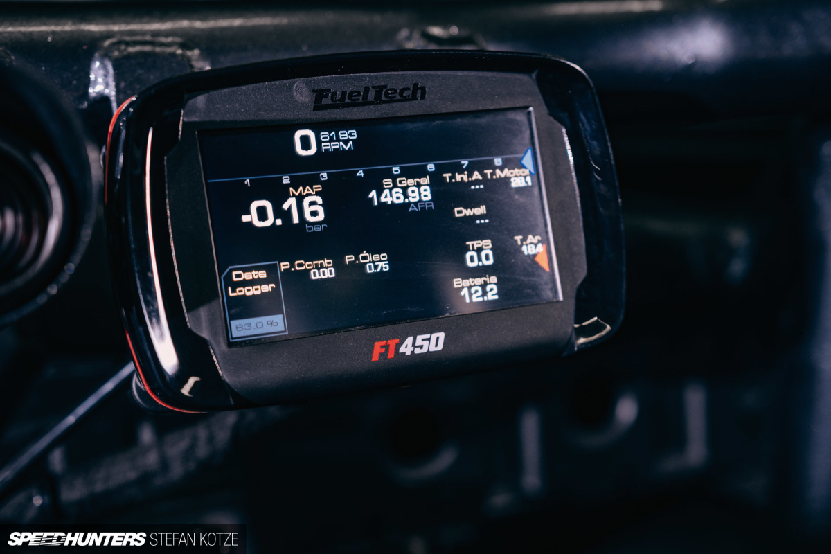 stefan-kotze-mazda-powered-bmw-e30-speedhunters (57)