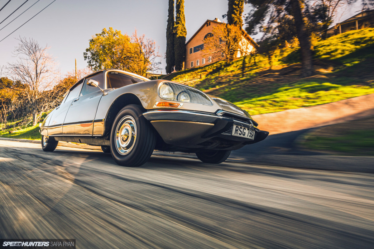 Citroën DS: A Mid-Century Modern Goddess