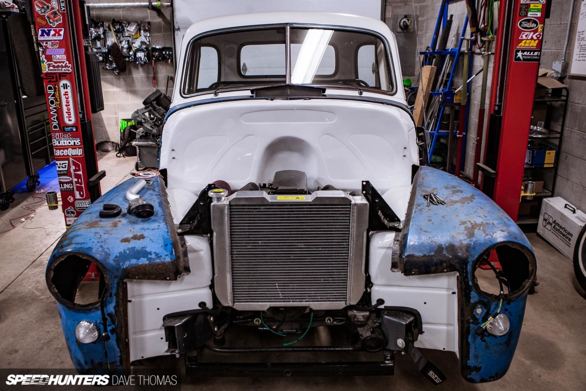 SH-Garage-51-GMC-truck-Dave-Thomas-Speedhunters-pt-4-1a