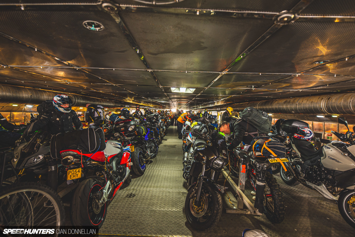 Isle_of_Man_TT_on_Speedhunters_Pic_By_Cian_Don (8)