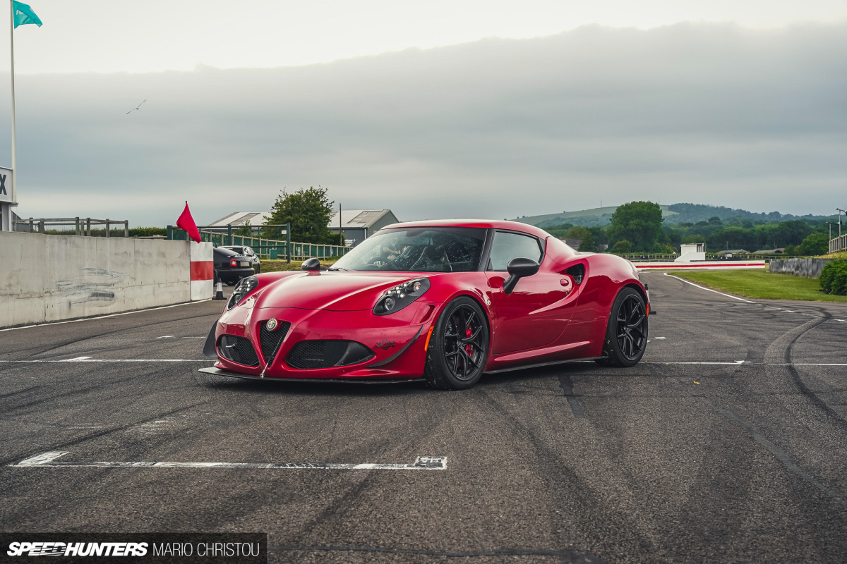 La Veloce Vita In An Alfa Romeo 4C
