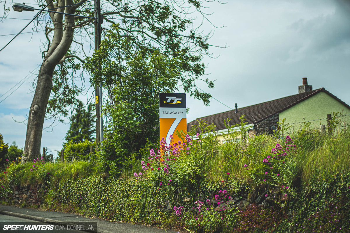Lapping_The_TT_Course_Pic_By_CianDon (83)