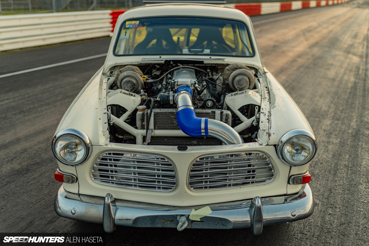 A Chevy Nomad-Inspired 800whp Volvo Amazon
