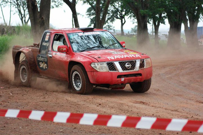 Random Snap>> Team Ksnusa Nissan Navara