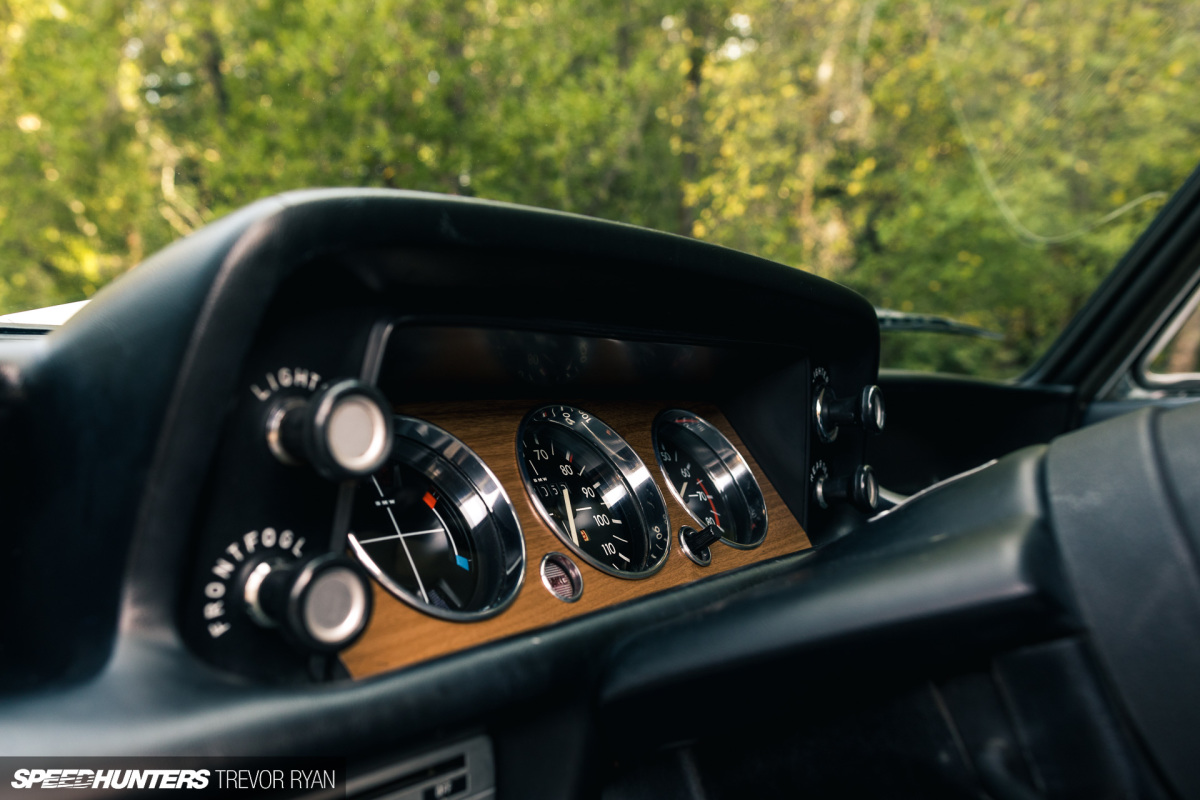 2022-BMW-2002-Darius-BaT_Trevor-Ryan-Speedhunters_004