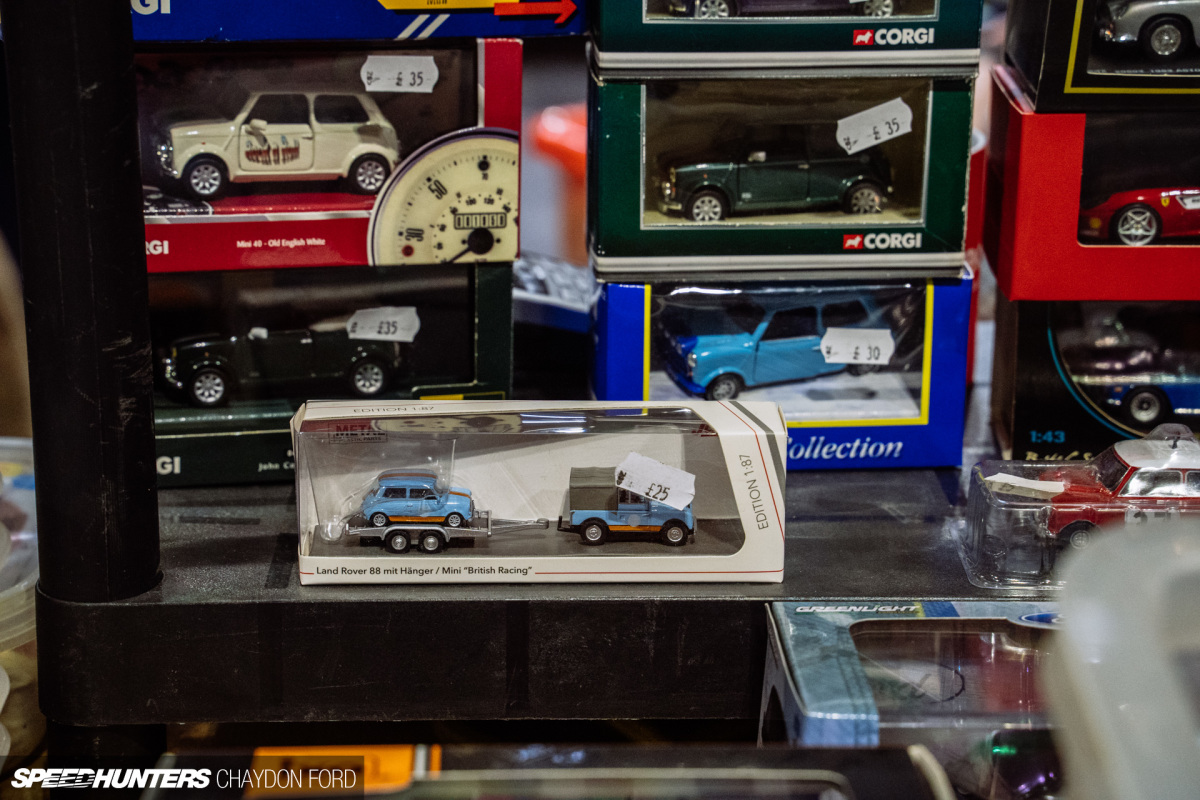 20221111 NEC Classic Models 033