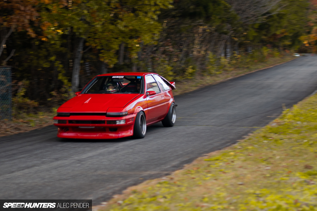 AE86