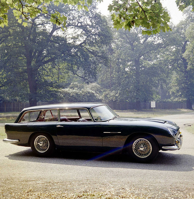 Random Snap>> Aston Martin Db5 Shooting Brake