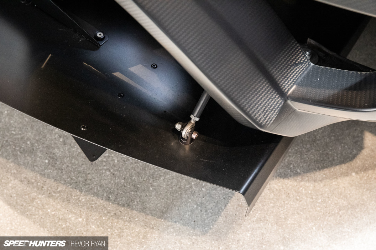 2023-Carbon-Fiber-Lotus-Roadster_Trevor-Ryan-Speedhunters_035