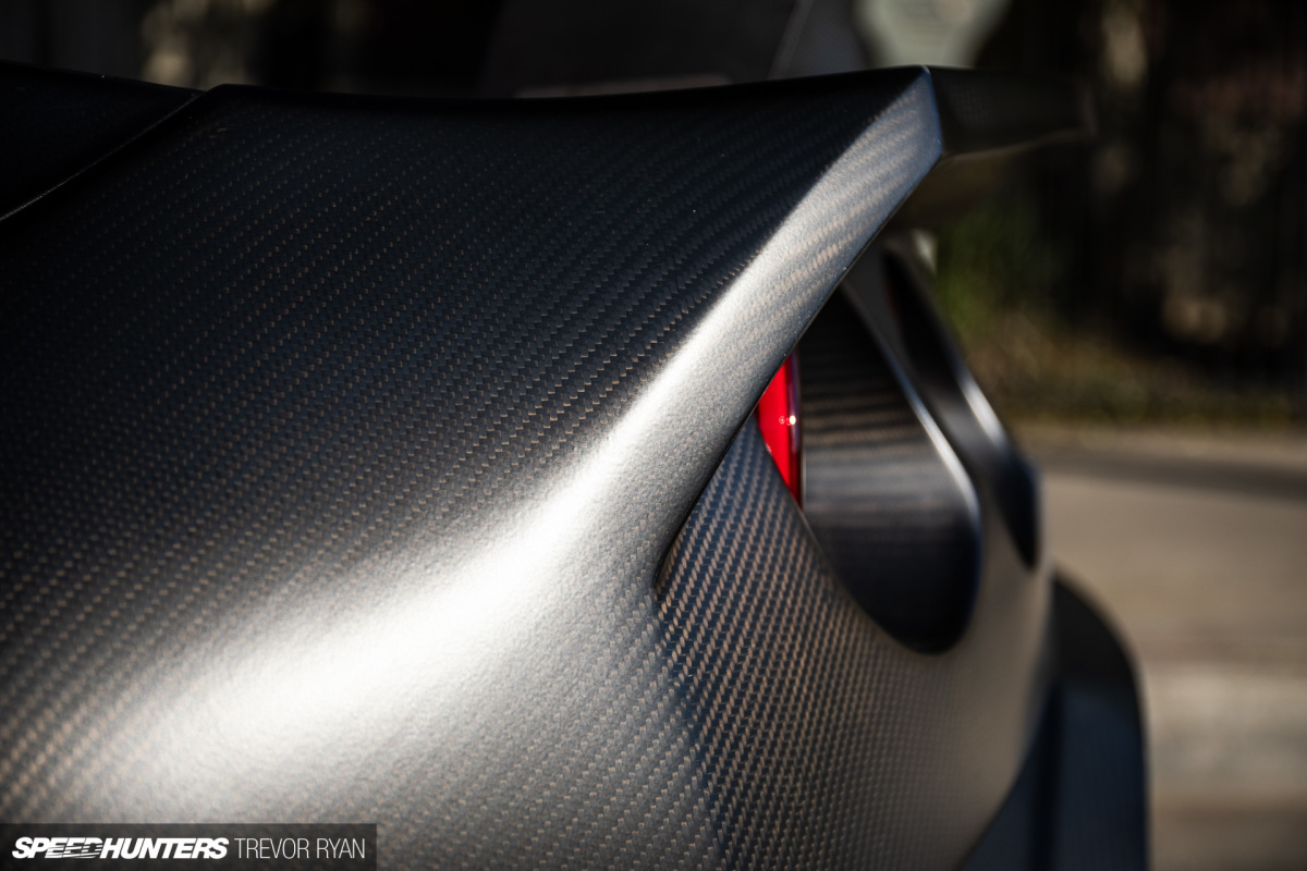 2023-Carbon-Fiber-Lotus-Roadster_Trevor-Ryan-Speedhunters_038