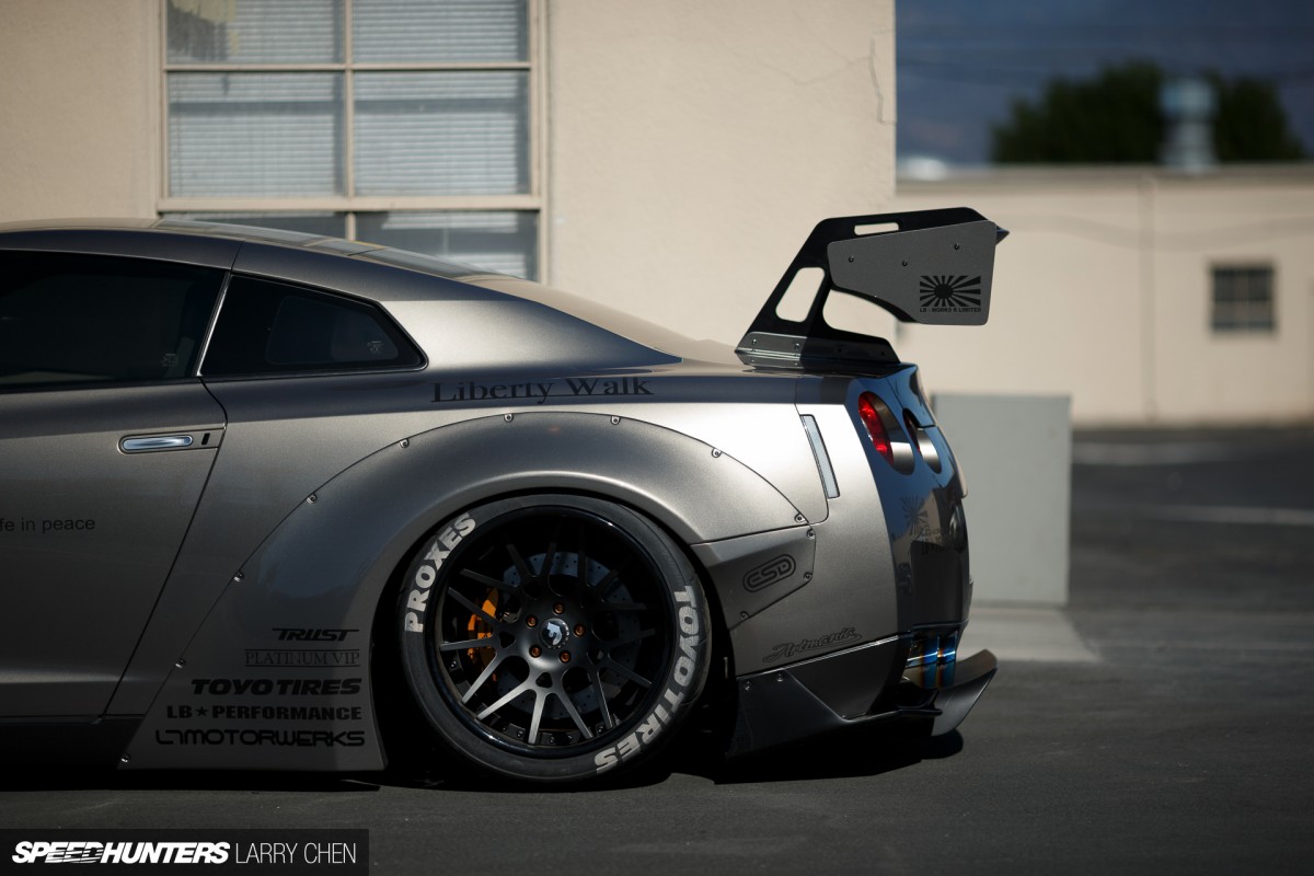 Larry_Chen_Speedhunters_Liberty_Walk_Nissan_GTR_R35-16