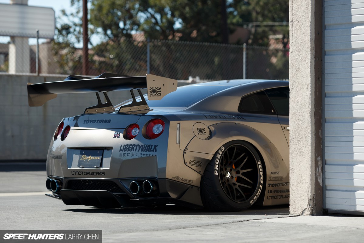 Throwback Thursday: The Liberty Walk R35