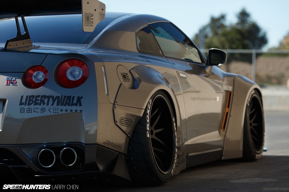 Larry_Chen_Speedhunters_Liberty_Walk_Nissan_GTR_R35-9