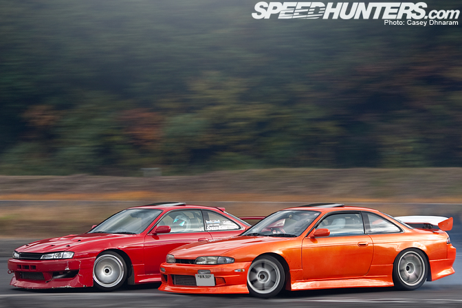Desktops>> Kouki Vs Zenki