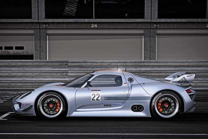 Random Snap>>porsche 918 Rsr