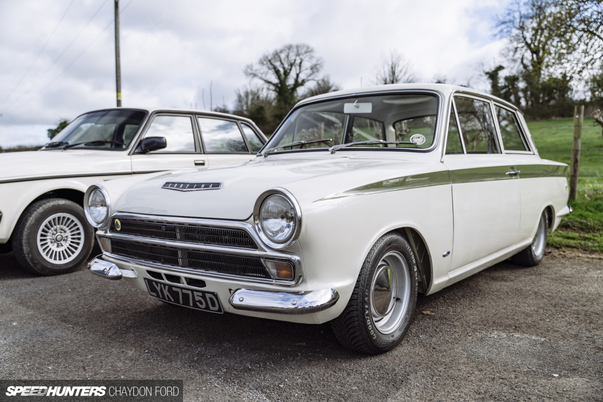 Elan Cortina SH 001